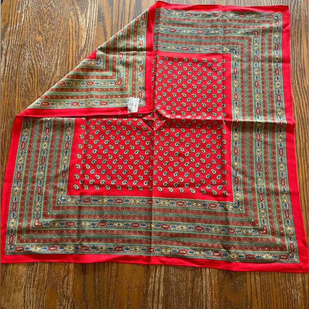 Vintage b. Altman and Co wool scarf